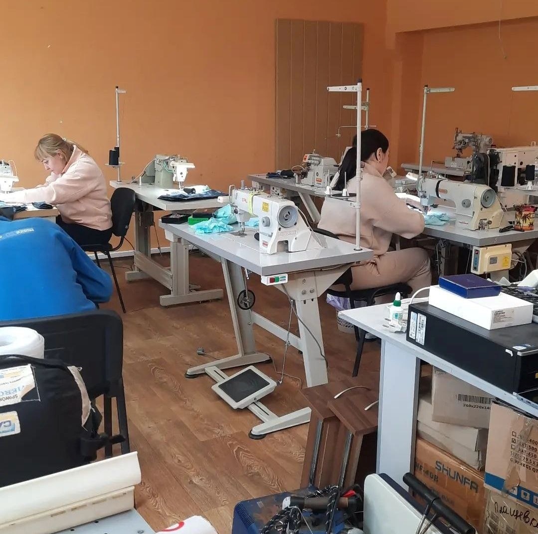 Швачки за роботою
