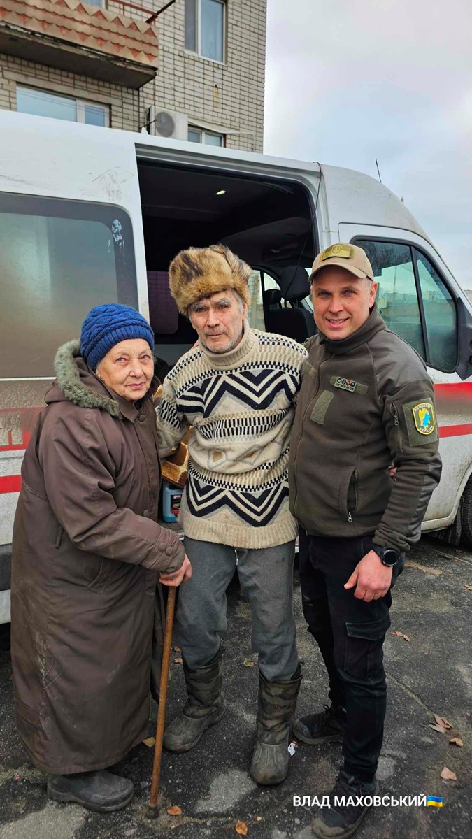 Владислав Маховський евакуює людей