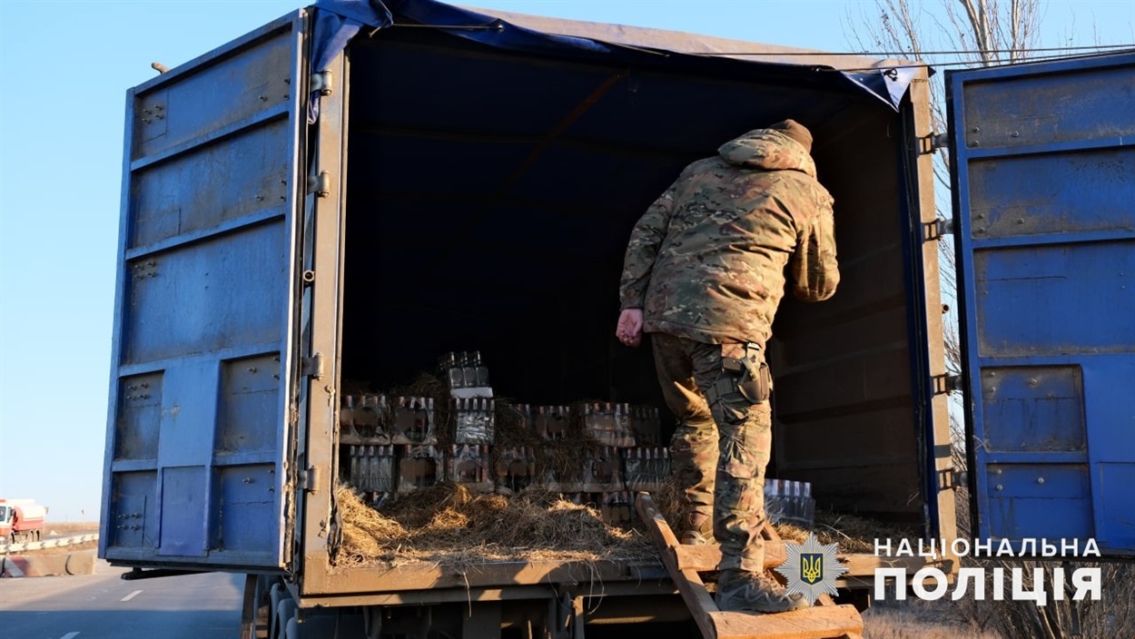 Поліцейські Донеччини виявили партію алкоголю